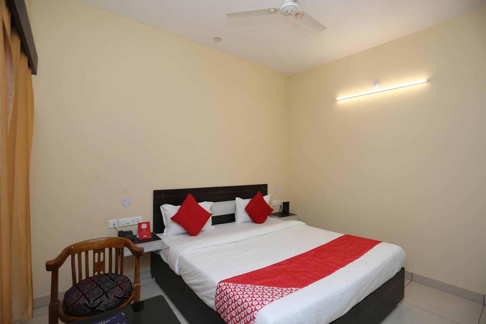 Hotel O Blue Bell Bhubaneswar Exteriör bild