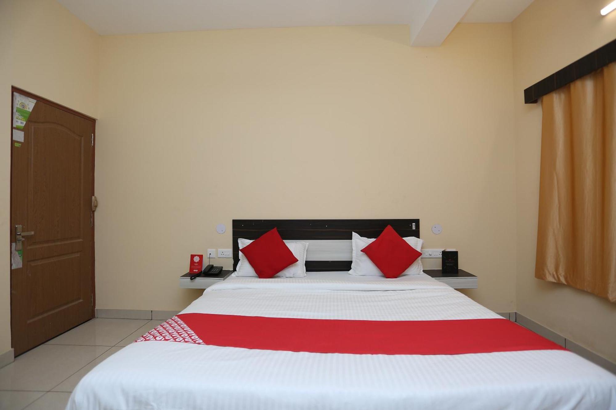 Hotel O Blue Bell Bhubaneswar Exteriör bild