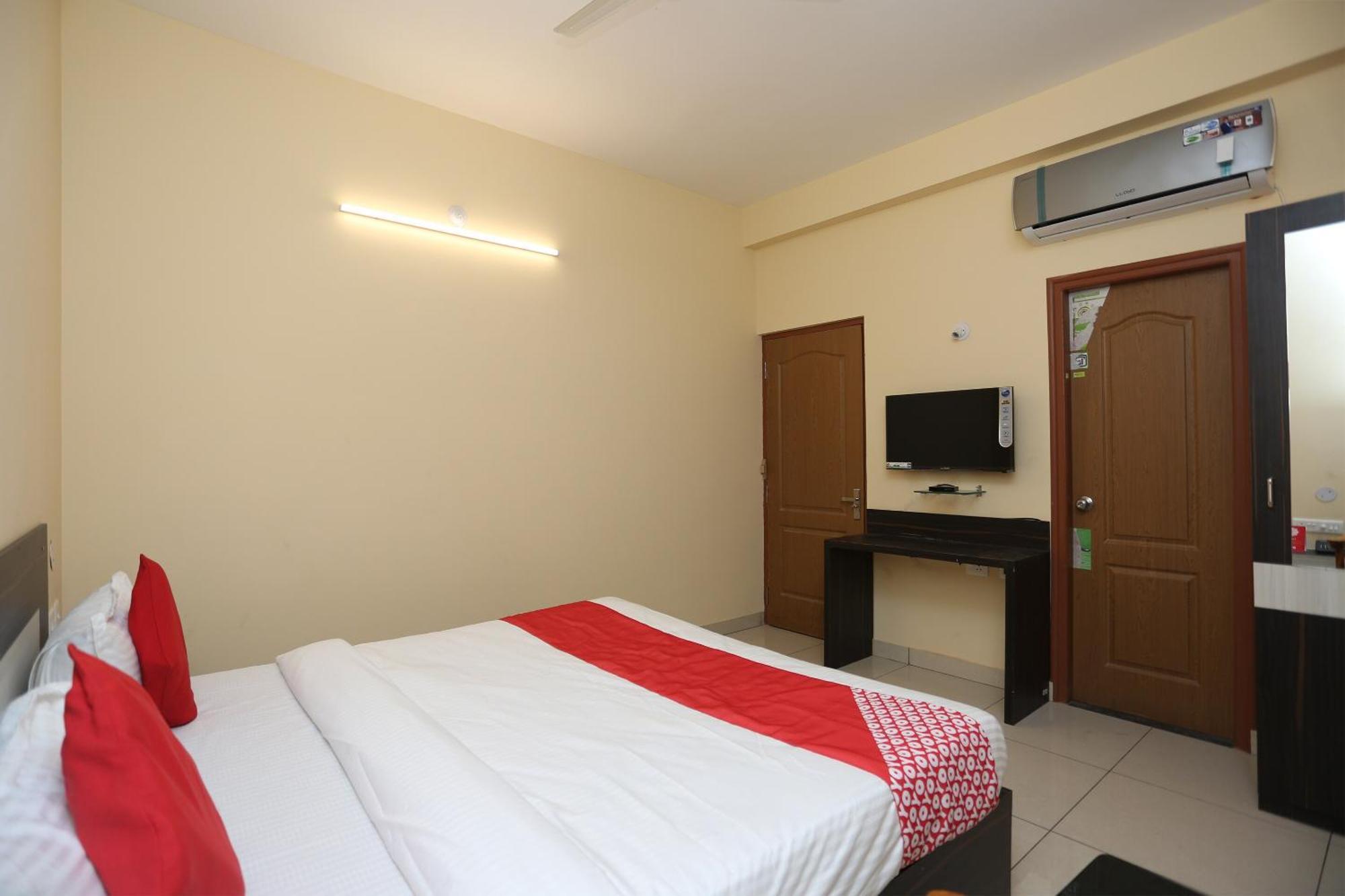 Hotel O Blue Bell Bhubaneswar Exteriör bild