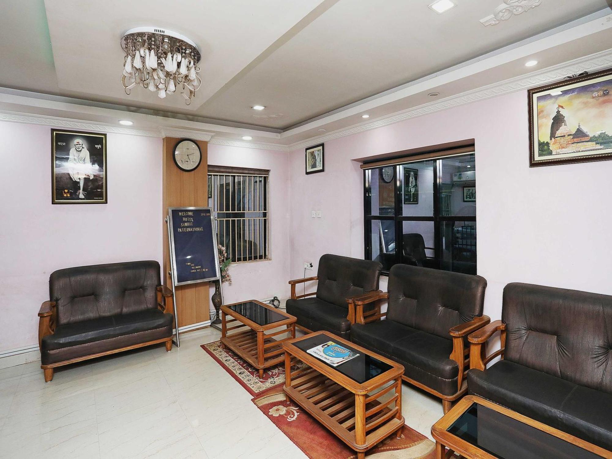 Hotel O Blue Bell Bhubaneswar Exteriör bild